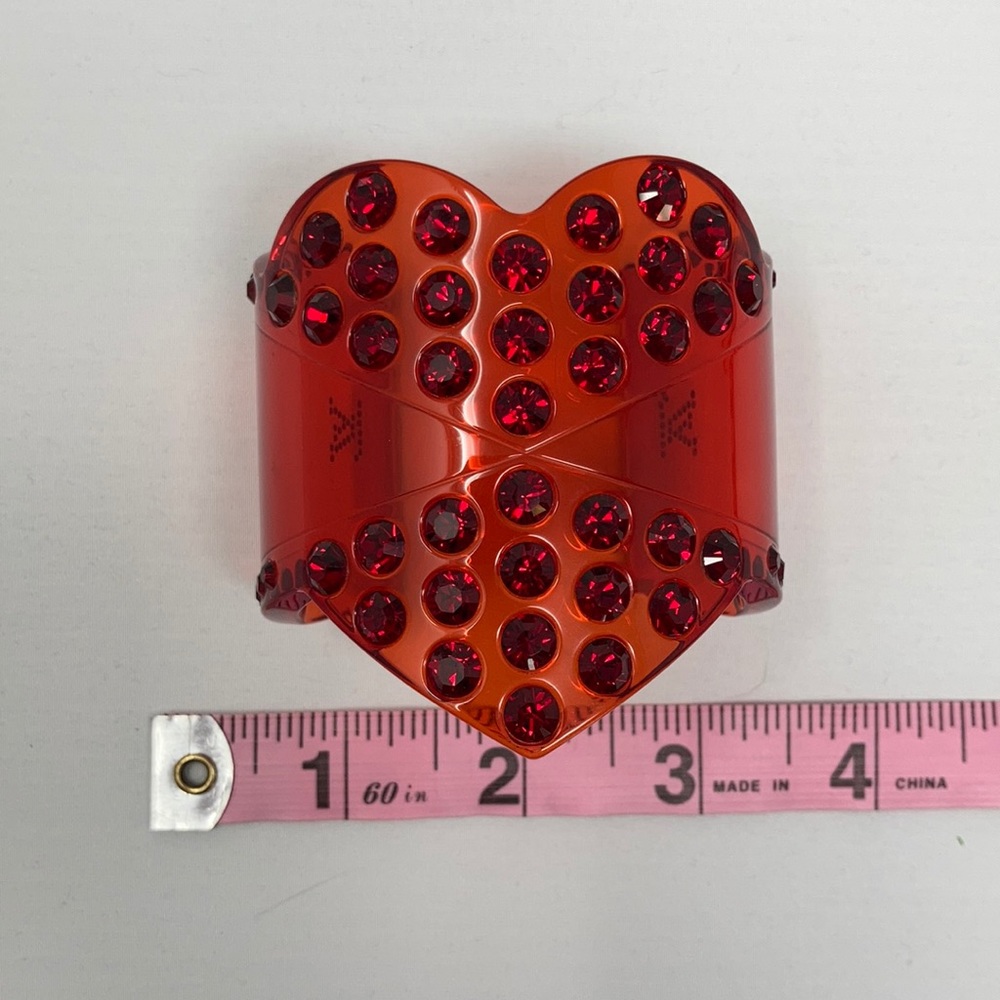 Louis Vuitton Heart shape rhinestone cuff bracelet - Picture 11 of 12
